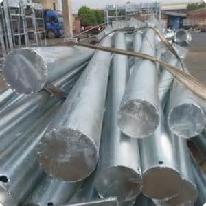 鍍鋅絲勾花網(wǎng) 球場圍網(wǎng)制作工藝